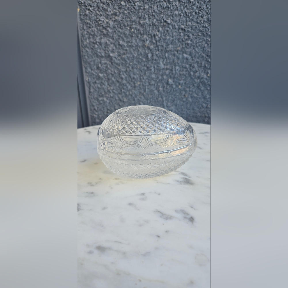 Vintage Fostoria for Avon Egg-Shaped Trinket Dish